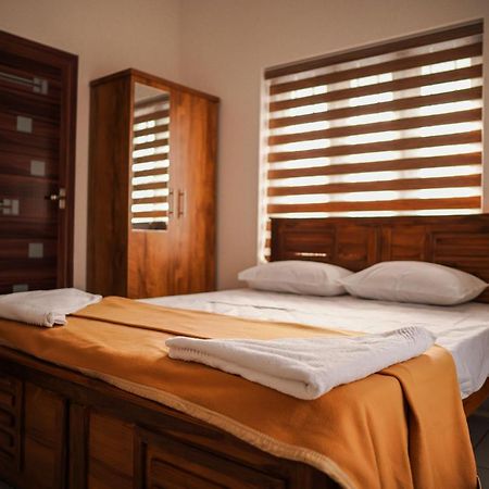 Affittacamere Shimano Square Varkala Esterno foto