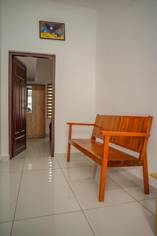 Affittacamere Shimano Square Varkala Esterno foto