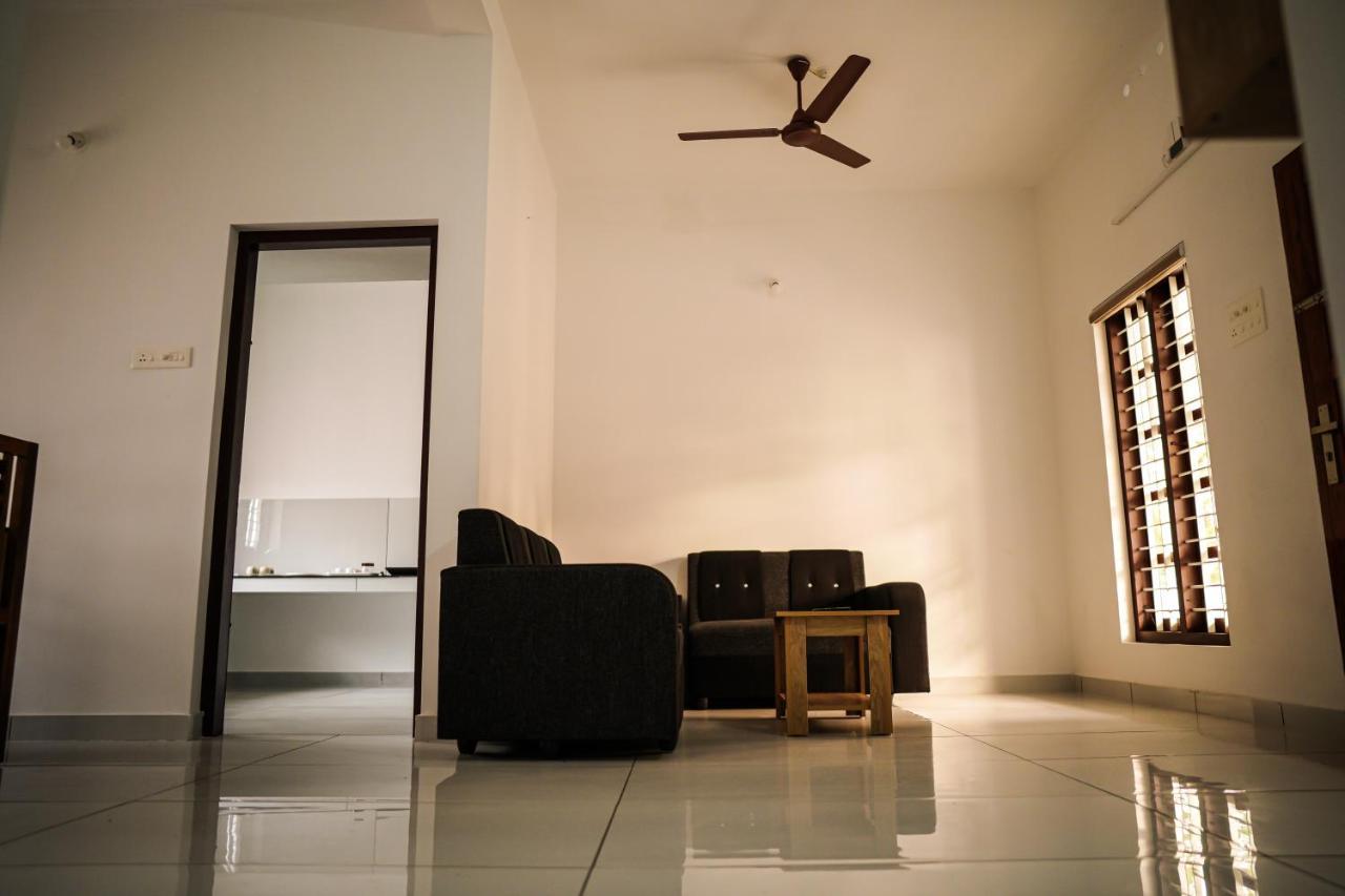 Affittacamere Shimano Square Varkala Esterno foto